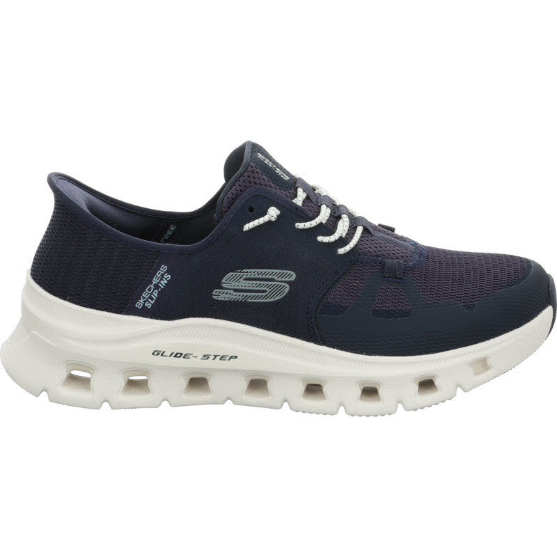 Skechers "GLIDE-STEP PRO"