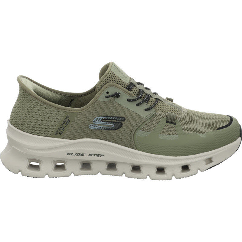 Skechers "GLIDE-STEP PRO"